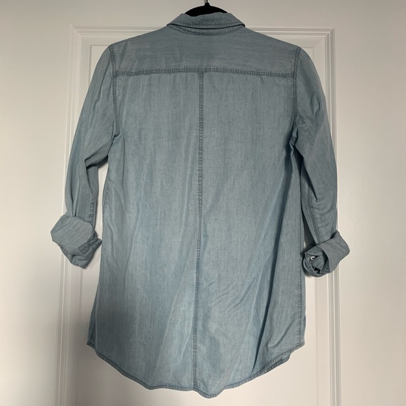 CLUB MONACO - Light Denim Shirt - Size S - Picture 4 of 11